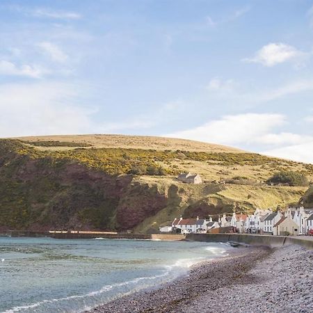 Villa The Wee House Pennan Exterior foto